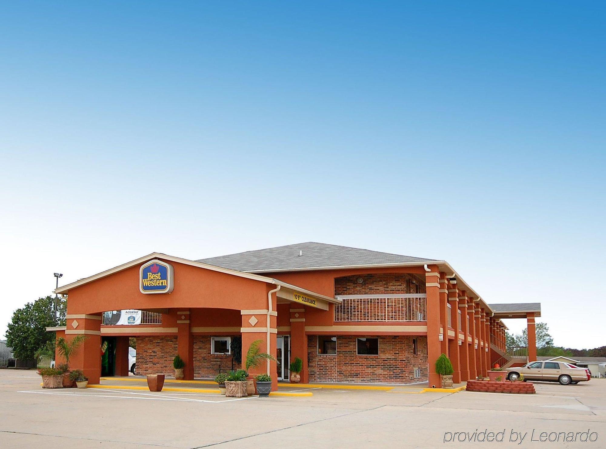 Surestay Hotel By Best Western Rockdale Екстер'єр фото